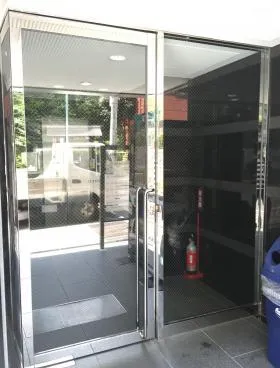 日本橋岡野ビルの外観