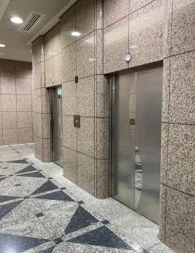 茅場町タワーの外観