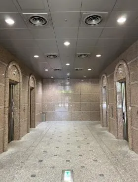 茅場町ファーストの外観