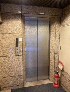 深澤ビルの外観