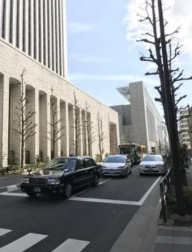 丸の内パークビルディングの外観
