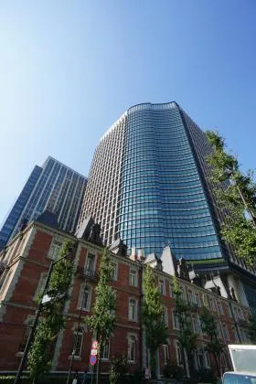 丸の内パークビルディングの外観