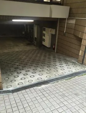 エンドービルの外観