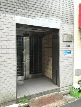 松屋ABCビルの外観