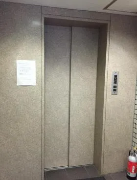 松屋ABCビルの外観
