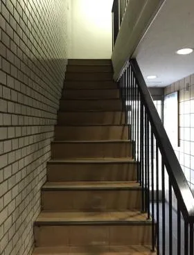 松屋ABCビルの外観