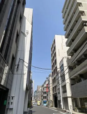 鈴善ビルの外観