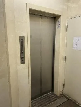 パインランドビルの外観