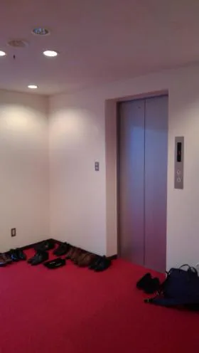 パールビルの外観