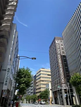 鈴木ビルの外観