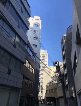 若菱ビルの外観