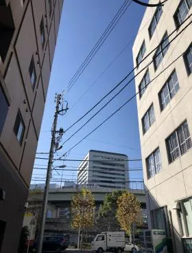 若菱ビルの外観