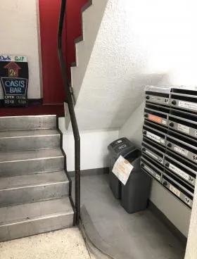 淳和ビルの外観