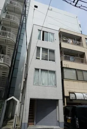 東山ビルの外観