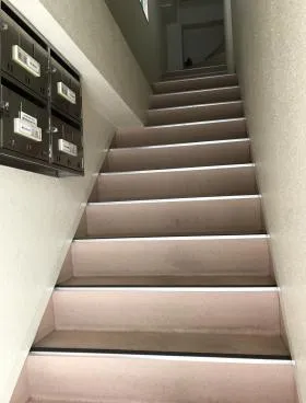 東山ビルの外観