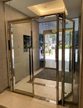 茅場町イーストスクエアの外観
