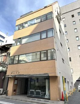 村上ビルの外観