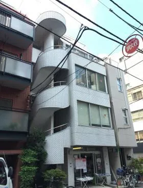 増山ビルの外観