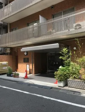 ライオンズマンション日本橋の外観