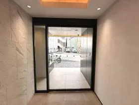 日本橋人形町プレイス(旧:日本橋岡村ビル)ビルの外観