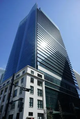 JPタワーの外観
