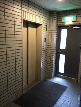 アベックス日本橋ビルの外観
