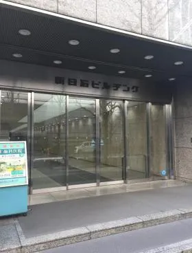 新日石ビルの外観