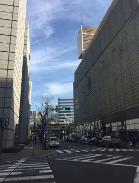 新日石ビルの外観