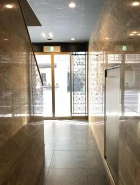 安和宝町ビルの外観