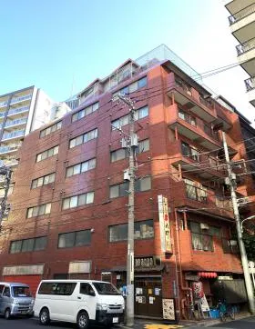 スカイハイムの外観