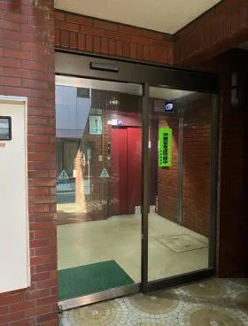 スカイハイムの外観