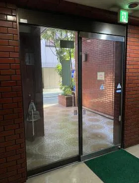 スカイハイムの外観