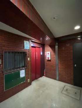 スカイハイムの外観