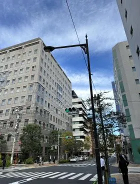 トリヤスビルの外観