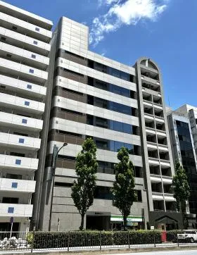 新富町ビルの外観
