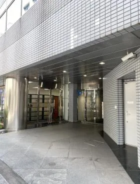 日庄ビルの外観
