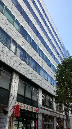 ユニゾ新川永代通り(秀和第2新川)ビルの外観