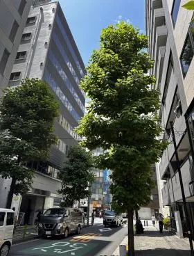 内山ビルの外観