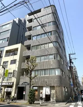 伊勢兼ビルの外観