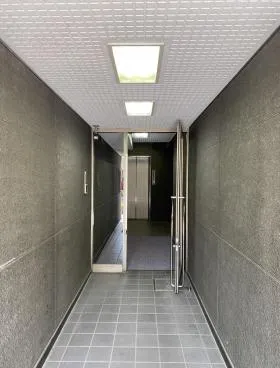 伊勢兼ビルの外観