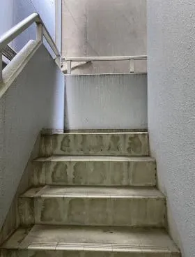 伊勢兼ビルの外観