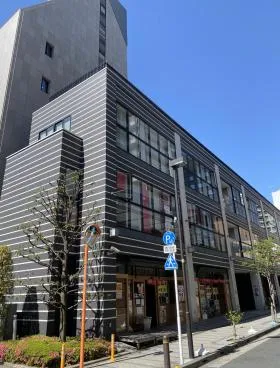 リガーレ日本橋人形町B棟ビルの外観