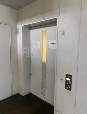 リガーレ日本橋人形町B棟ビルの外観