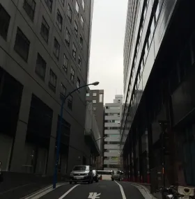 新宿サンエービルの外観
