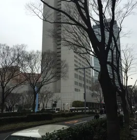 新宿サンエービルの外観