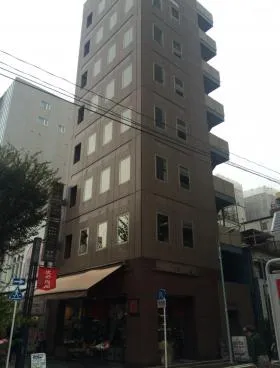 西浦本舗ビルの外観