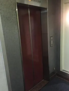 堀口ビルの外観