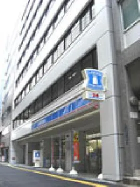 小田急西新宿ビルの外観