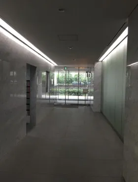小田急西新宿ビルの外観