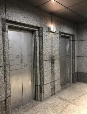 共立ビルの外観